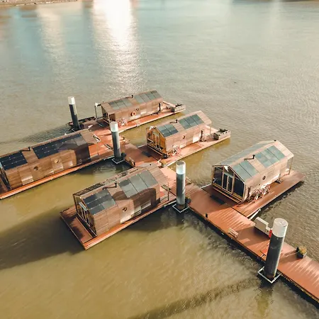 Wikkelboats at Floating Rotterdam Rijnhaven-3